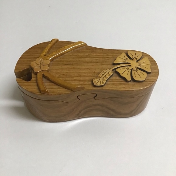 Flip Flop Wood Puzzle Box Secret Jewelry Box Polished Velvet Lined Hawaii Floral - Picture 15 of 16